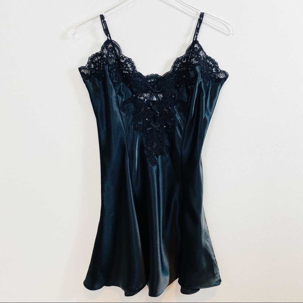 Vintage Black Lace + Sequin Swthrt Neck Chemise
